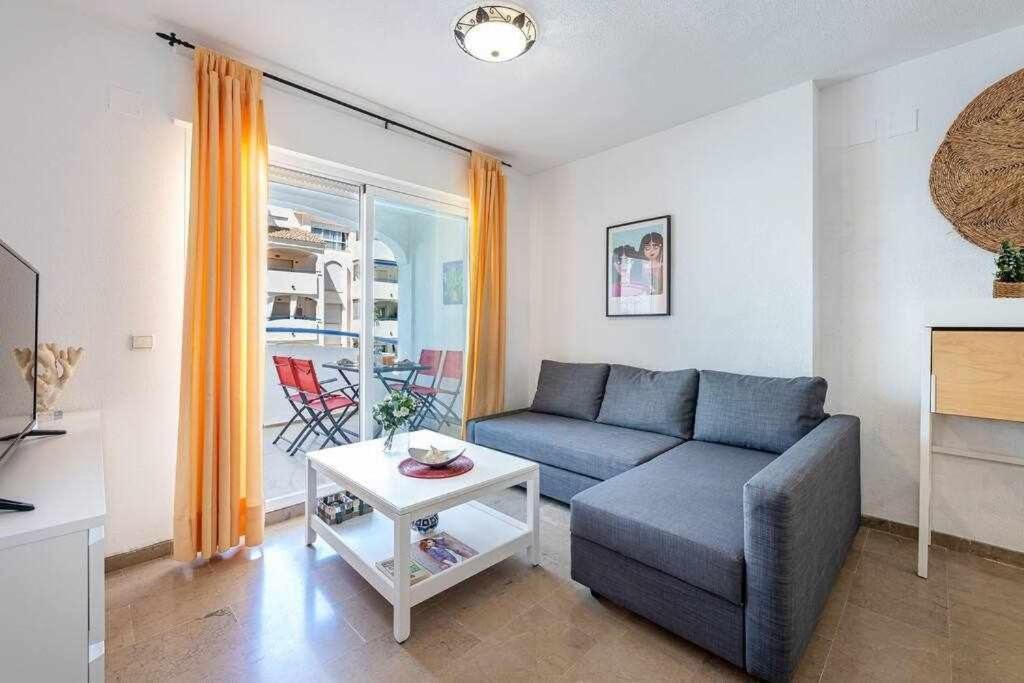 797 Holiday Rentals- Hermoso Apartamento Para 4 En Benalmádena Extérieur photo
