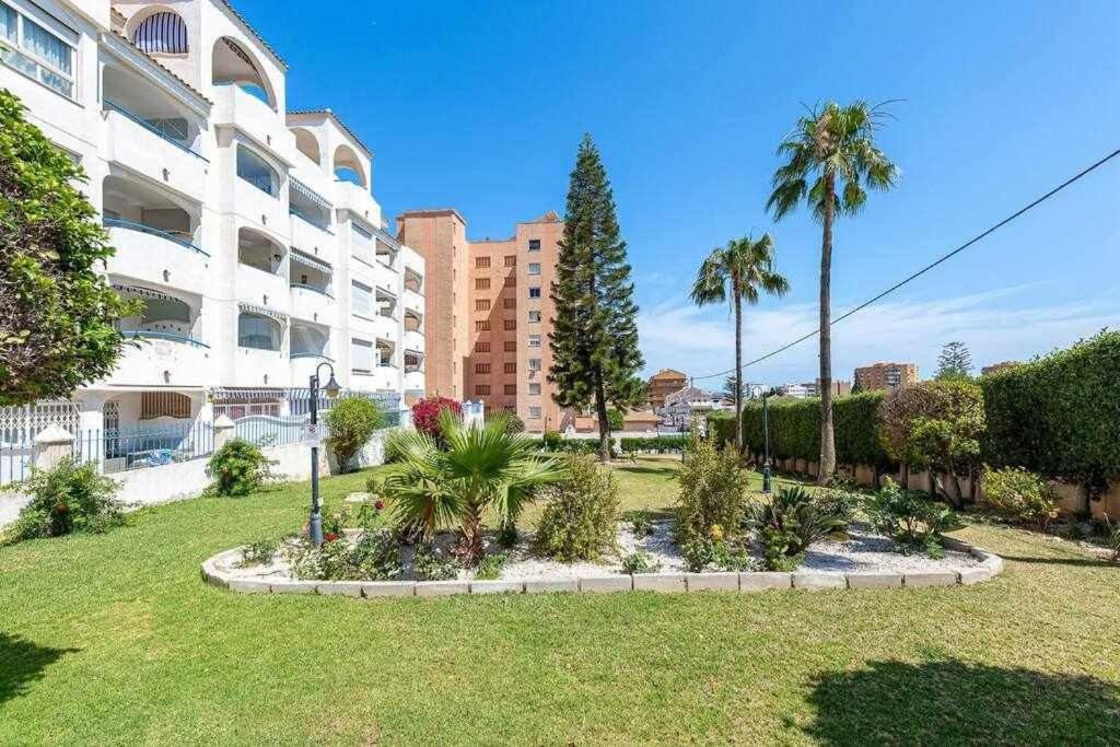 797 Holiday Rentals- Hermoso Apartamento Para 4 En Benalmádena Extérieur photo